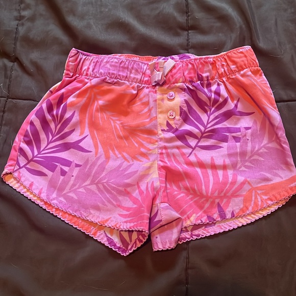 Bundle of girls shorts - Picture 7 of 9